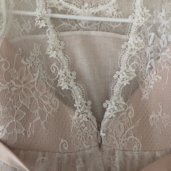 Special occasion girls dress -size 8 - Picture 3 of 5